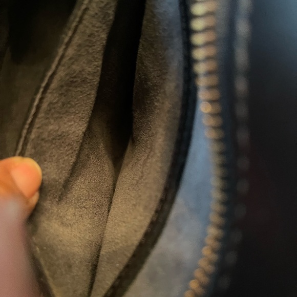 Louis Vuitton EPI Saint Jacques PM - Picture 10 of 10